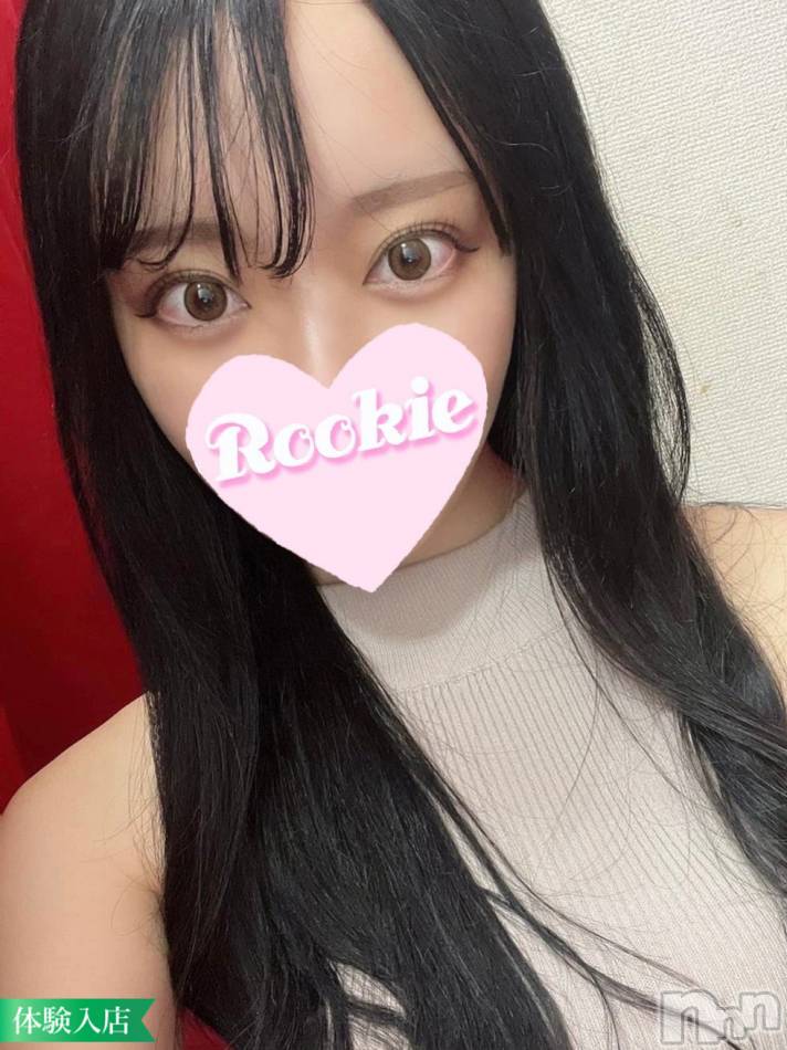 長岡デリヘル(ルーキー)の2023年7月7日お店速報「全ての男性を魅了する美貌『はるかちゃん』えっちが大好きとの事」