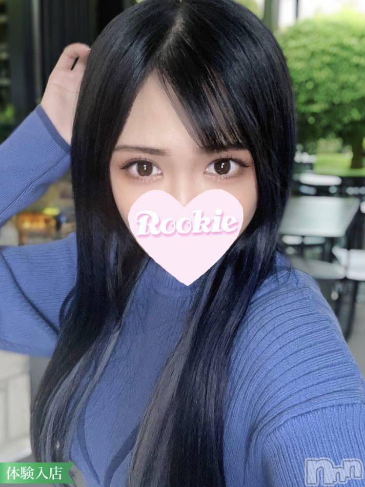 長岡デリヘル(ルーキー)の2023年8月6日お店速報「元地下アイドルのド変態ご奉仕型美少女『なつねちゃん』人気急上昇中」