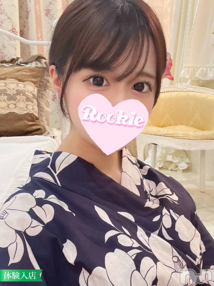 長岡デリヘル(ルーキー)の2023年8月19日お店速報「愛嬌抜群えっちなことが好きなアイドル系美少女『せなちゃん』」