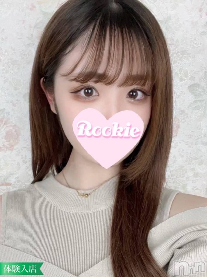 長岡デリヘル(ルーキー)の2023年10月17日お店速報「奇跡のGカップ極上美女『ことはちゃん』本日待望の出勤です」