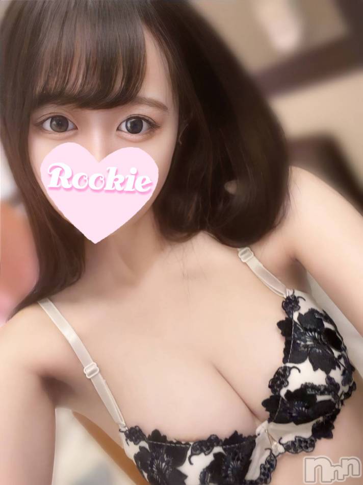 長岡デリヘル(ルーキー)の2023年10月18日お店速報「完全可愛い系美少女『じゅりちゃん』体験入店中です大のご奉仕好き」