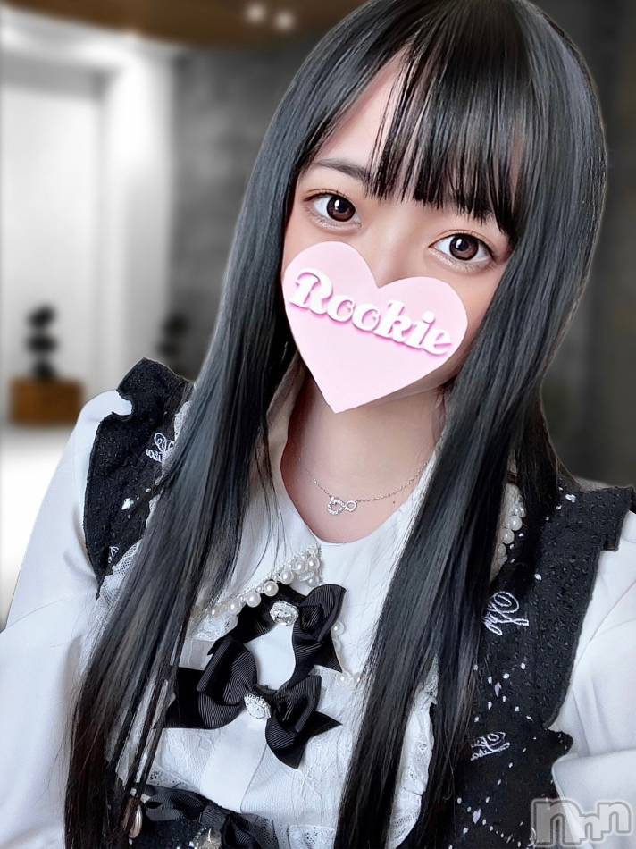 長岡デリヘル(ルーキー)の2023年11月21日お店速報「顔射好きの細身パイパン美少女『みいちゃん』待望の出勤です」