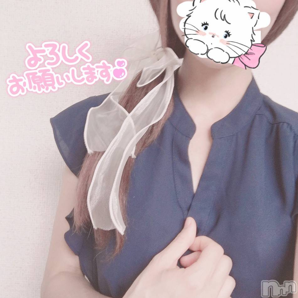 新潟人妻デリヘル(ニイガタノカレンナツマタチ～ヒミツノオウセ～)の2022年10月31日お店速報「スレンダー美女出勤空き枠多数！！」