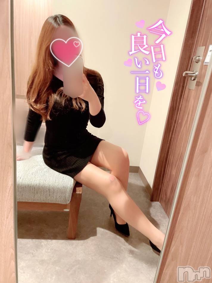 新潟人妻デリヘル(ニイガタノカレンナツマタチ～ヒミツノオウセ～)の2023年4月11日お店速報「銀座の綺麗系マダム級！？本当に美人妻過ぎます！」