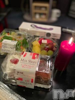 上越デリヘル RICHARD（リシャール）(リシャール) 初美りあな(19)の12月24日写メブログ「なんかちがう ///」