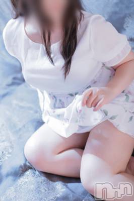 あや☆(32) 身長148cm、スリーサイズB83(E).W60.H84。 上越風俗出張アロママッサージ在籍。