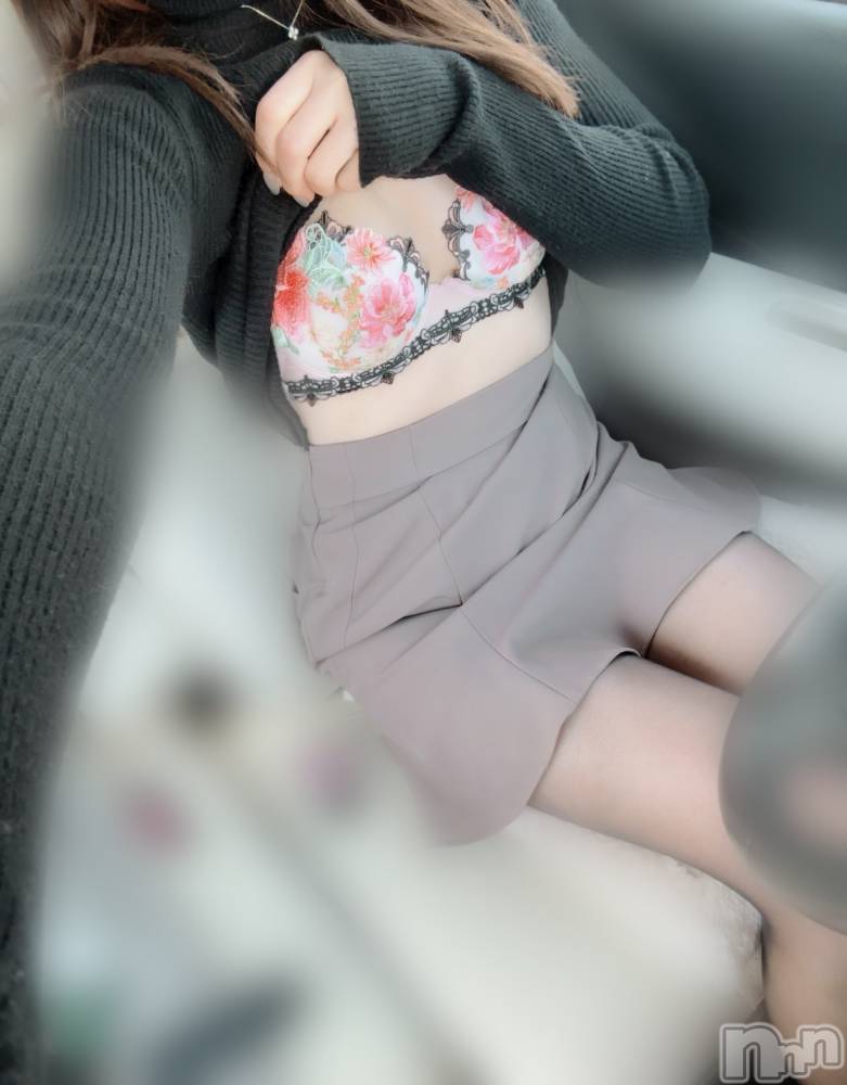 長岡人妻デリヘル長岡人妻市(ナガオカヒトヅマイチ) もか★天使のかわいさ★(30)の1月3日写メブログ「きききーん🙋‍♀️💕」