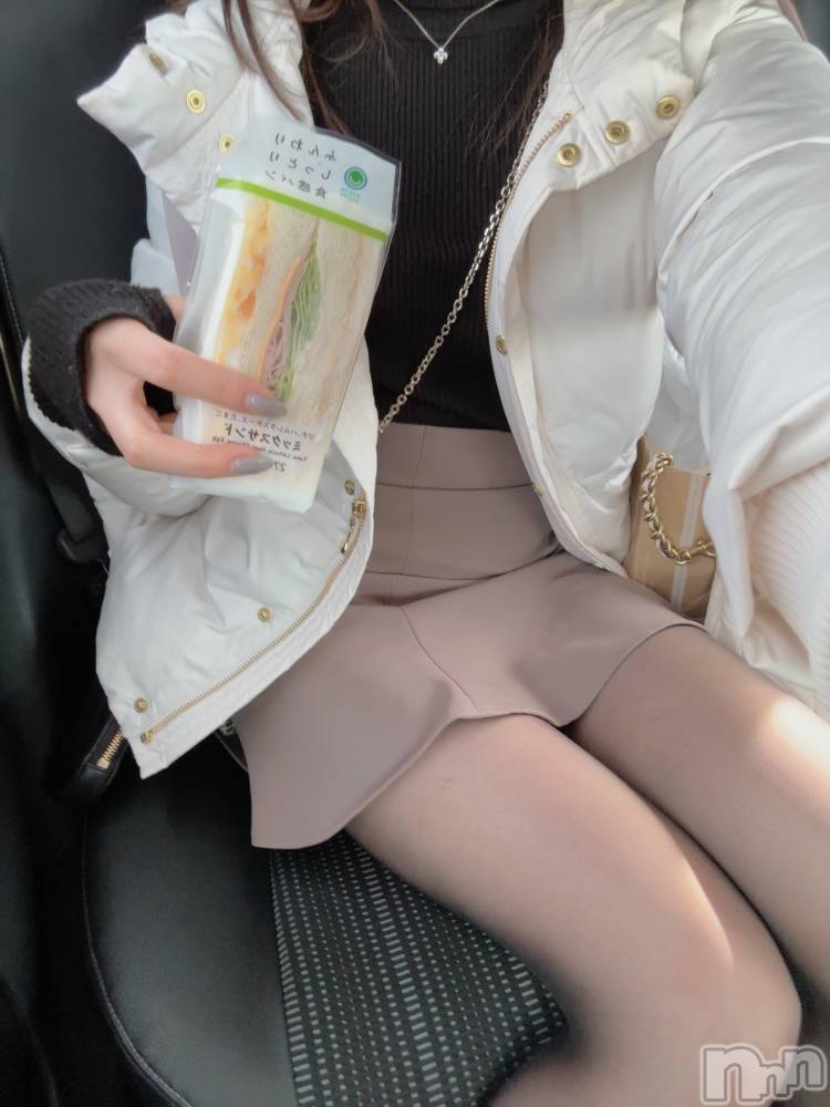 長岡デリヘル長岡人妻市(ナガオカヒトヅマイチ) もか★天使のかわいさ★(30)の1月3日写メブログ「ありがとにゃーす🐈💖」