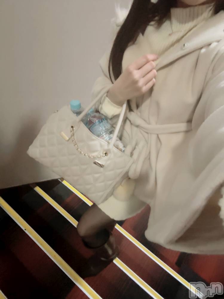 長岡人妻デリヘル長岡人妻市(ナガオカヒトヅマイチ) もか★天使のかわいさ★(30)の1月25日写メブログ「向かってます🙋‍♀️」