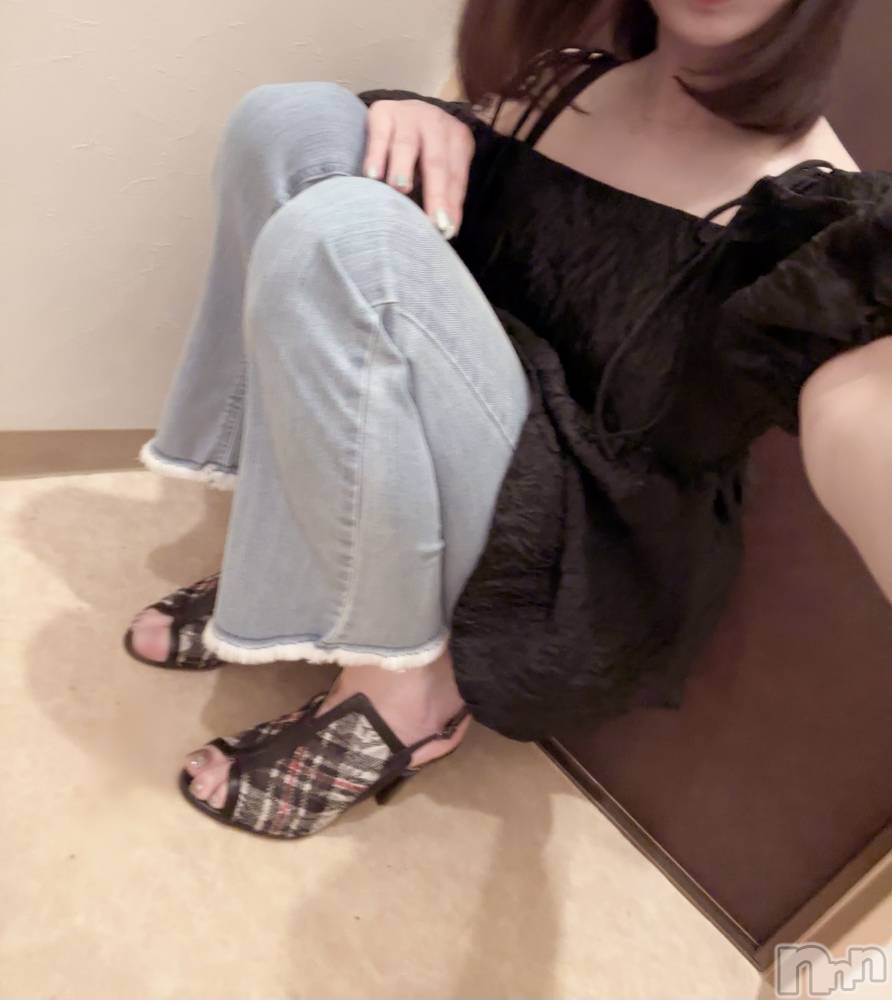 長岡人妻デリヘル長岡人妻市(ナガオカヒトヅマイチ) もか★天使のかわいさ★(30)の6月17日写メブログ「夜も」