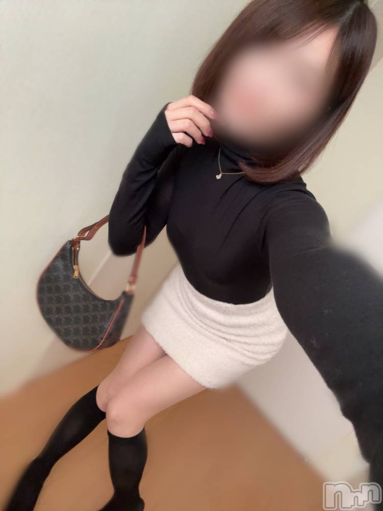 長岡デリヘル長岡人妻市(ナガオカヒトヅマイチ) もか★天使のかわいさ★(30)の1月3日写メブログ「きーん🙋‍♀️」