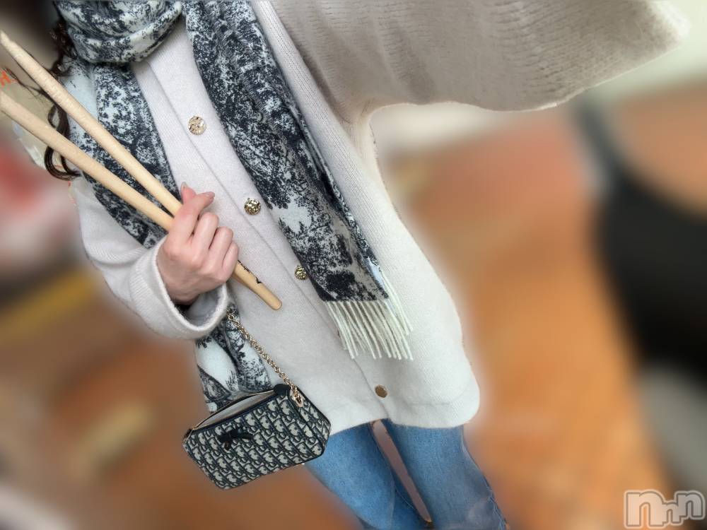 長岡デリヘル長岡人妻市(ナガオカヒトヅマイチ) もか★天使のかわいさ★(30)の1月15日写メブログ「初🎍ありがとうございます💖」