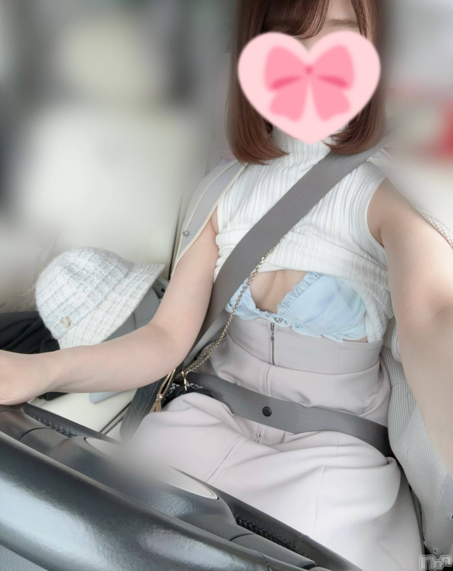 長岡デリヘル長岡人妻市(ナガオカヒトヅマイチ)もか★天使のかわいさ★(30)の2024年6月2日写メブログ「信号待ちの」