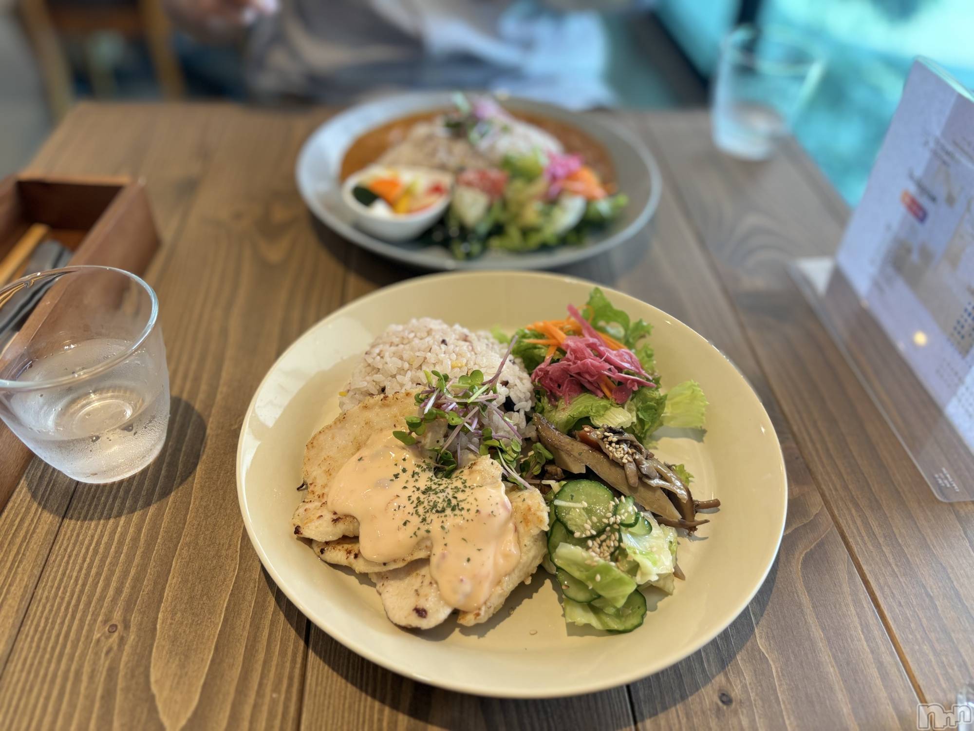 長岡デリヘル長岡人妻市(ナガオカヒトヅマイチ)もか★天使のかわいさ★(30)の2024年10月12日写メブログ「後ろにママ友」