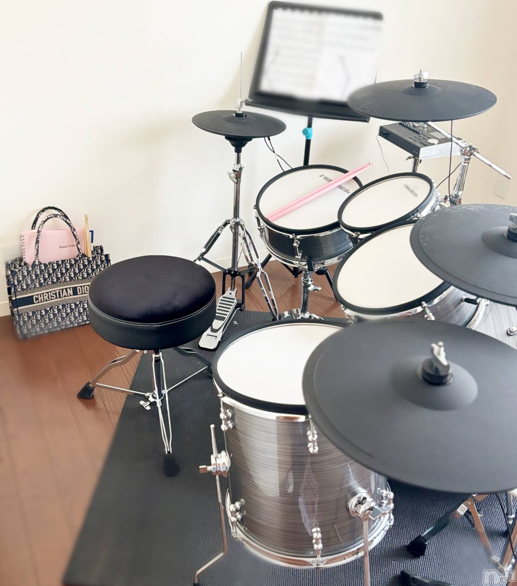 長岡デリヘル長岡人妻市(ナガオカヒトヅマイチ)もか★天使のかわいさ★(30)の2025年3月11日写メブログ「ヌー🩷」