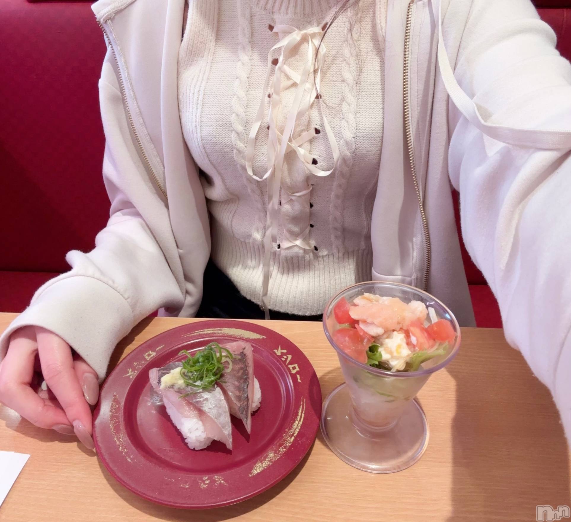 長岡デリヘル長岡人妻市(ナガオカヒトヅマイチ)もか★天使のかわいさ★(30)の2025年4月3日写メブログ「突然ですが歌舞伎町に...🙋‍♀️」