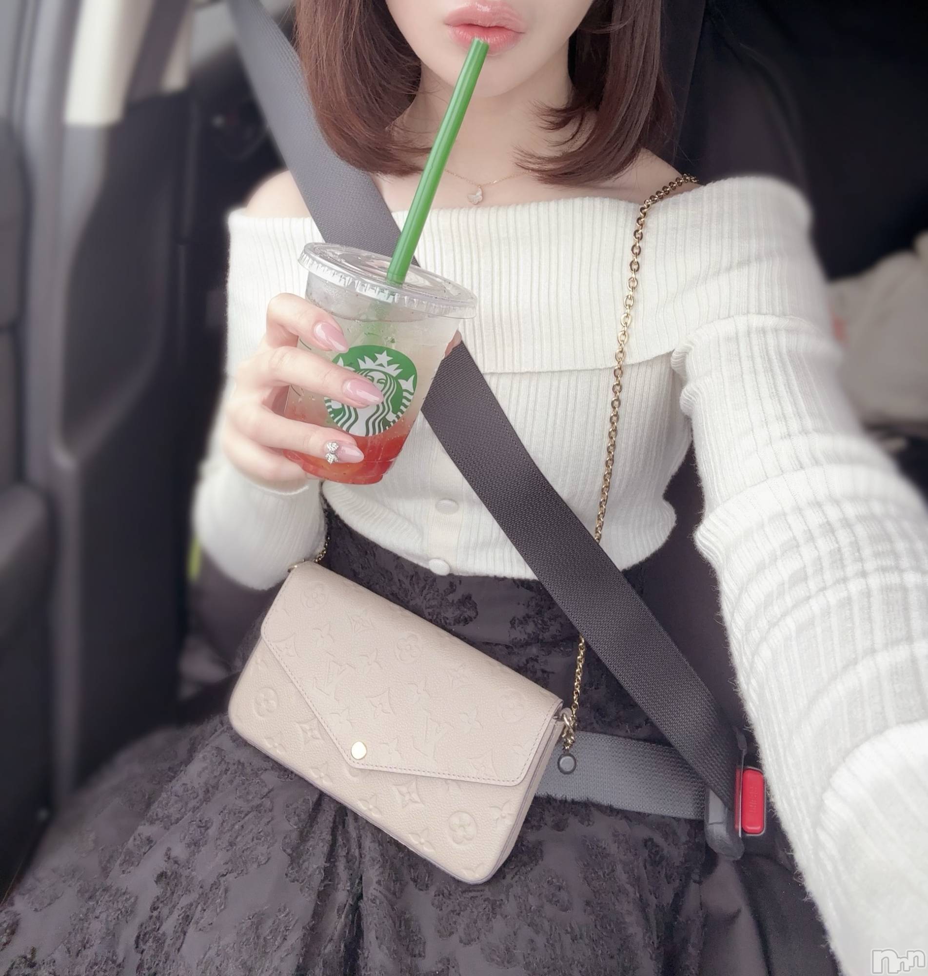 長岡デリヘル長岡人妻市(ナガオカヒトヅマイチ)もか★天使のかわいさ★(30)の2025年4月28日写メブログ「夜もあげたよ🐰💖」
