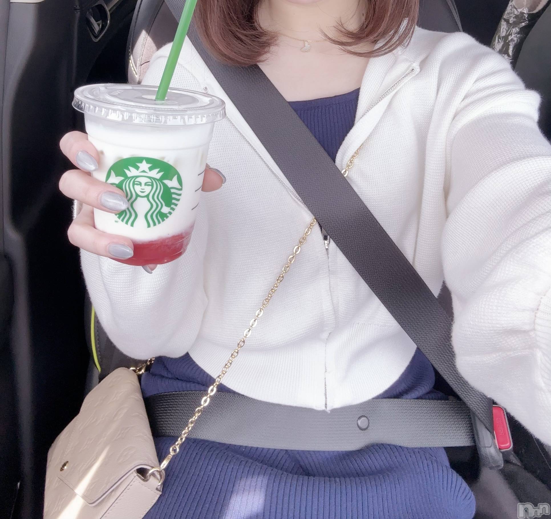 長岡デリヘル長岡人妻市(ナガオカヒトヅマイチ)もか★天使のかわいさ★(30)の2025年5月23日写メブログ「きーん🙋‍♀️」