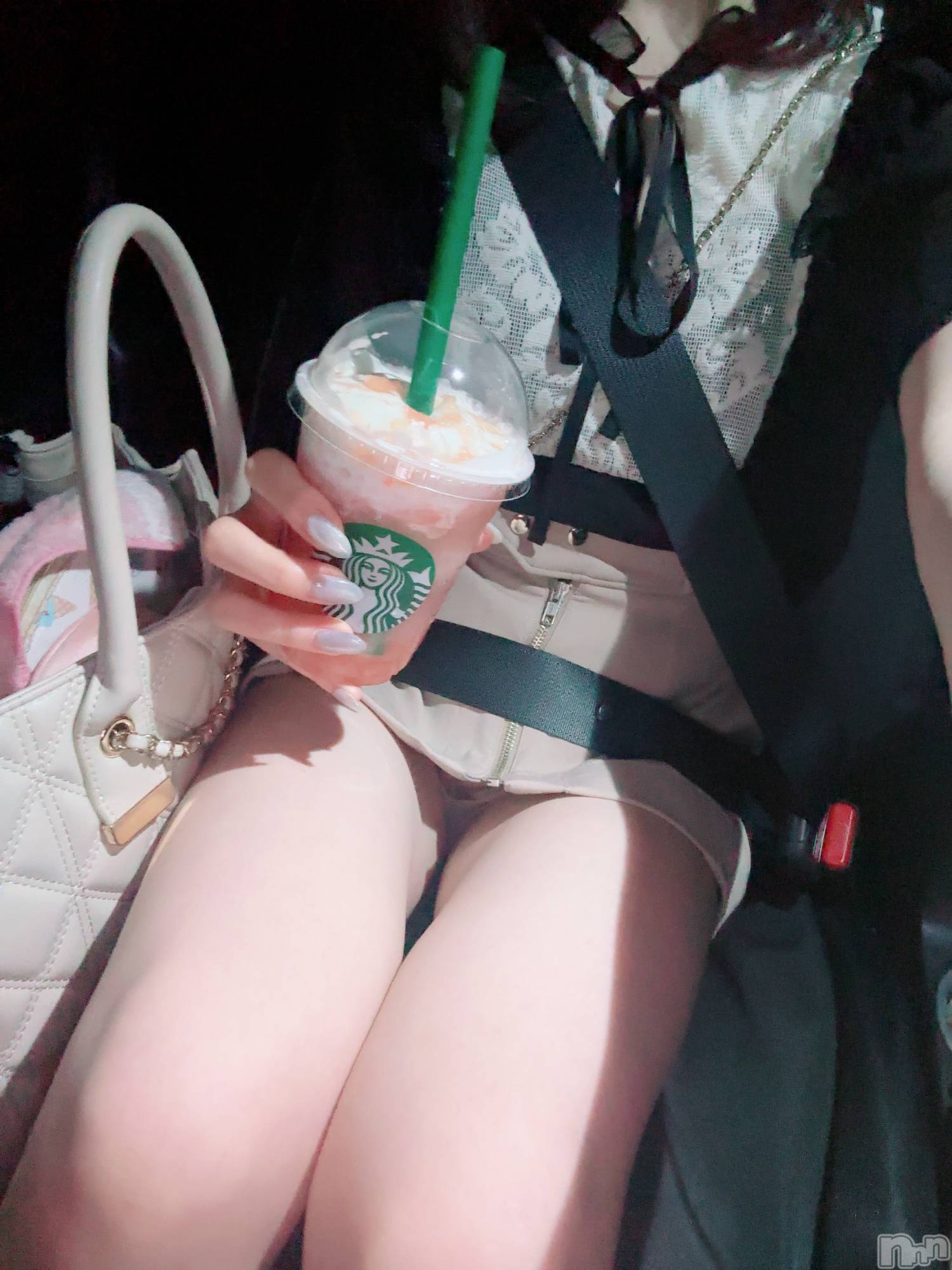 長岡デリヘル長岡人妻市(ナガオカヒトヅマイチ)もか★天使のかわいさ★(30)の2025年8月6日写メブログ「きーん🙋‍♀️」
