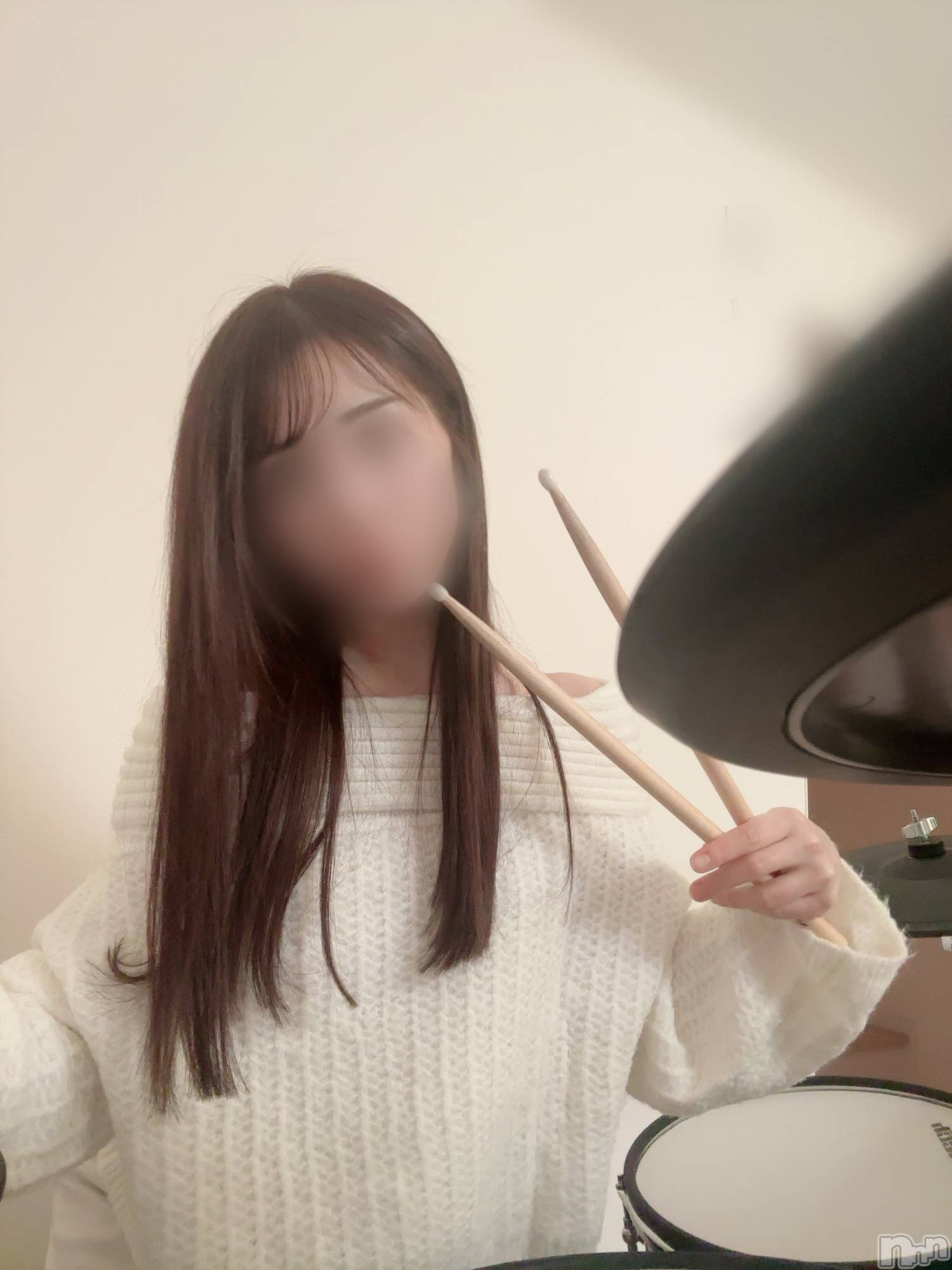 長岡デリヘル長岡人妻市(ナガオカヒトヅマイチ)もか★天使のかわいさ★(30)の2025年11月15日写メブログ「お知らせ🎀」