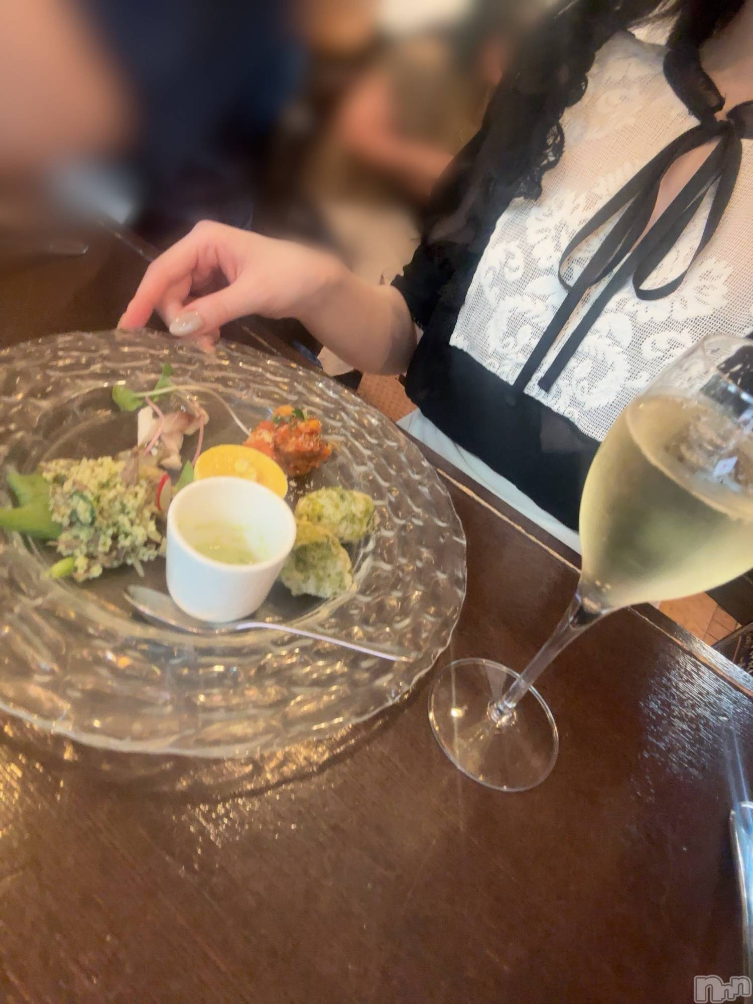 長岡デリヘル長岡人妻市(ナガオカヒトヅマイチ)もか★天使のかわいさ★(30)の2026年6月19日写メブログ「きーん🙋‍♀️」