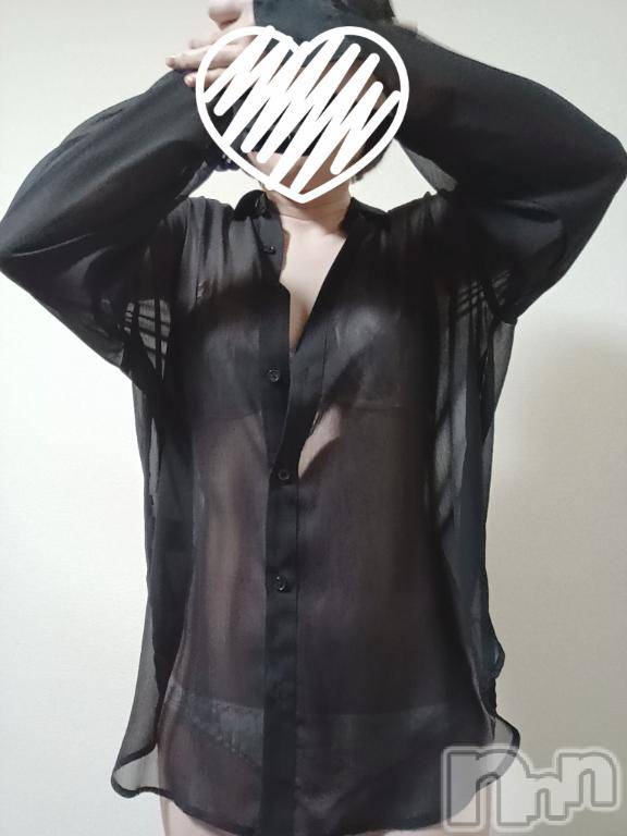 新潟デリヘル人妻不倫処 桃屋 新潟店(ヒトヅマフリンドコロモモヤ) しずく・清純派愛嬌◎(43)の10月10日写メブログ「昨日のお礼💌です😌」