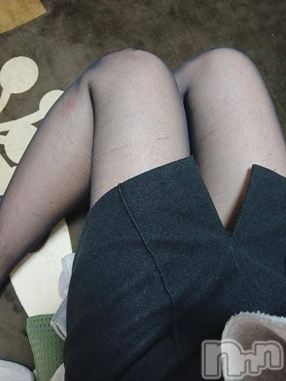 新潟デリヘル人妻不倫処　桃屋　新潟店(ヒトヅマフリンドコロモモヤ) しずく・清純派愛嬌◎(43)の12月26日写メブログ「半年ぶり?!(｡• . •｡) ??」