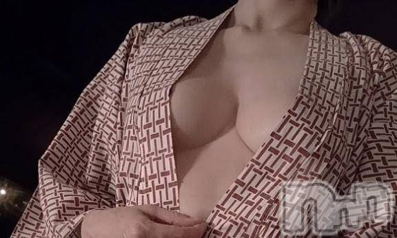 新潟デリヘル人妻不倫処　桃屋　新潟店(ヒトヅマフリンドコロモモヤ) しずく・清純派愛嬌◎(43)の1月15日写メブログ「辞めてないよ😆」