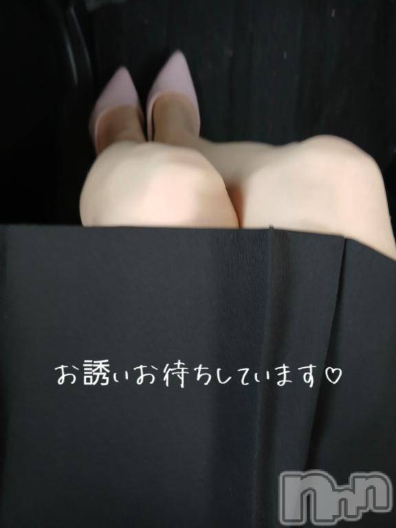 新潟デリヘル人妻不倫処　桃屋　新潟店(ヒトヅマフリンドコロモモヤ) しずく・清純派愛嬌◎(43)の4月10日写メブログ「出勤🩷」