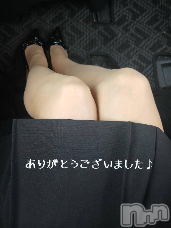 新潟デリヘル人妻不倫処　桃屋　新潟店(ヒトヅマフリンドコロモモヤ) しずく・清純派愛嬌◎(43)の10月21日写メブログ「はじめましてさま🔰」