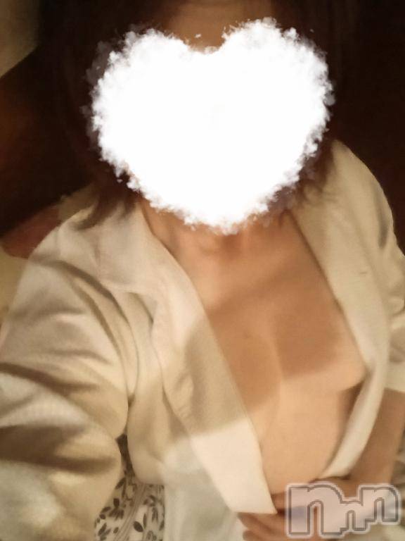 新潟人妻デリヘル人妻不倫処　桃屋　新潟店(ヒトヅマフリンドコロモモヤ)しずく・清純派愛嬌◎(43)の2025年5月19日写メブログ「昨日のお礼💌です😌」