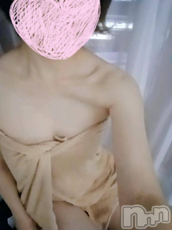 新潟人妻デリヘル人妻不倫処　桃屋　新潟店(ヒトヅマフリンドコロモモヤ)しずく・清純派愛嬌◎(43)の2025年9月12日写メブログ「🩷初体験🩷」
