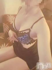 新潟デリヘル人妻不倫処　桃屋　新潟店(ヒトヅマフリンドコロモモヤ) しずく・清純派愛嬌◎(43)の9月19日写メブログ「🥳👏🎉デビュー🥳👏🎉」