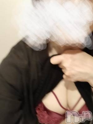 新潟人妻デリヘル 人妻不倫処　桃屋　新潟店(ヒトヅマフリンドコロモモヤ) しずく・清純派愛嬌◎(43)の5月25日写メブログ「金曜日のお礼💌です②」