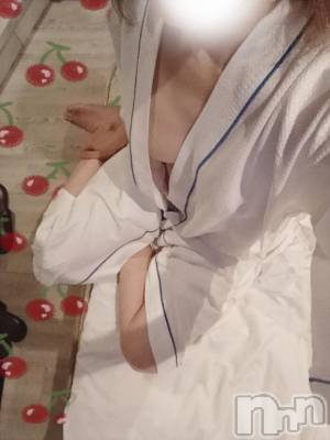 新潟人妻デリヘル 人妻不倫処　桃屋　新潟店(ヒトヅマフリンドコロモモヤ) しずく・清純派愛嬌◎(43)の6月7日写メブログ「ガマンしたんだよ😣」