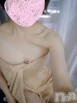 新潟人妻デリヘル 人妻不倫処　桃屋　新潟店(ヒトヅマフリンドコロモモヤ) しずく・清純派愛嬌◎(43)の9月12日写メブログ「🩷初体験🩷」