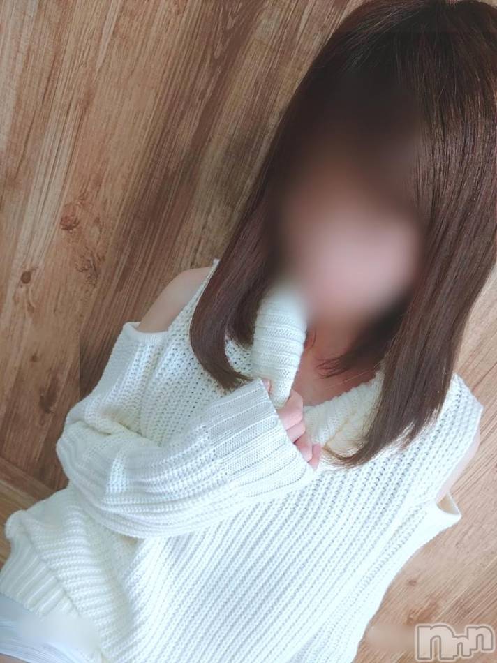 上田発デリヘル(マシェリ)の2022年11月21日お店速報「11月ご新規様優待キャンペーン気になるあの子はご希望日をリクエスト」