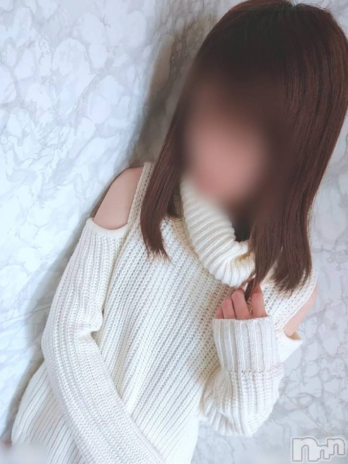 上田発デリヘル(マシェリ)の2022年11月23日お店速報「11月ご新規様優待キャンペーン気になるあの子はご希望日をリクエスト」