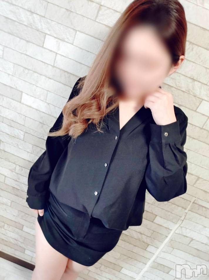 上田発デリヘル(マシェリ)の2025年5月12日お店速報「5/13（火）14（水13時～17時色気◎可愛い系奥様 ふうかsan」