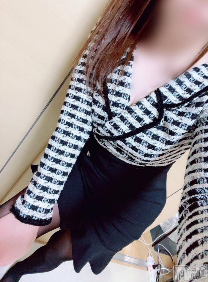 上田発デリヘル(マシェリ)の2025年10月19日お店速報「日曜日はお得な100minコース18,000円 指名料込み」