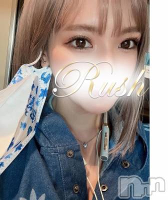 エミカ(24) 身長161cm、スリーサイズB86(D).W57.H85。上田発デリヘル Rush-u　-ラッシュ-(ラッシュ)在籍。