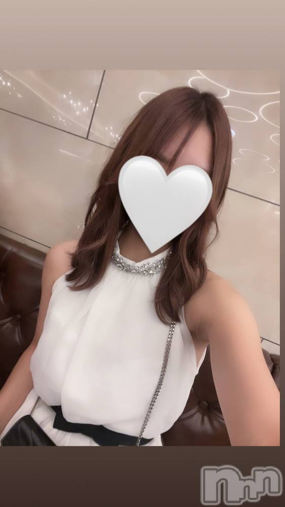 ����������ʥå��������륺�С�ALFE(����ե�) Sara��10��22���̥�֥�������˼�Ĥ��Ƥ롩��