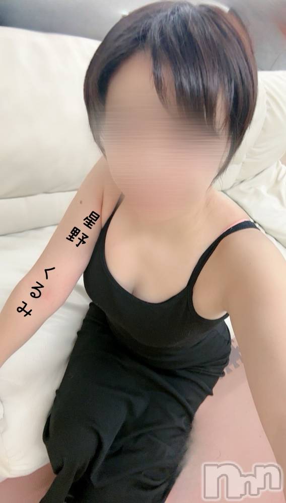 三条人妻デリヘル人妻じゅんちゃん-出稼ぎ0！地元の奥様専門-(ヒトヅマジュンチャン) 星野くるみ★まんまる桃尻(35)の9月18日写メブログ「ボーイッシュすぎて草」