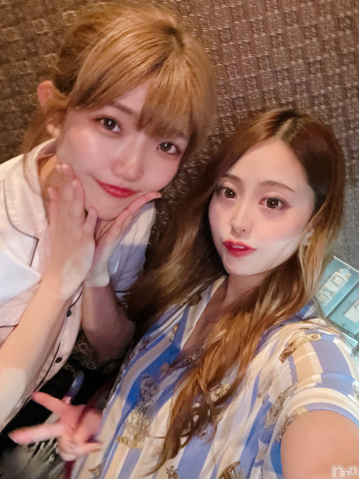 ĮХ顦Lounge R Style(饦󥸥륹) 2022ǯ94̥֥֤Ĥ֤Ρ⁉️
