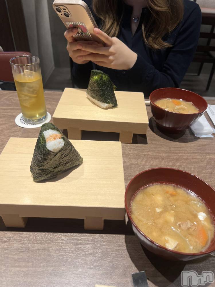 ����������ʥå��������륺�С�JEUNESSE(����ͥ�) Nana��10��17���̥�֥����֤դ���⸜🍙⸝��