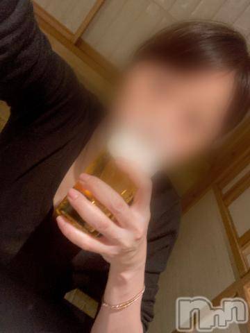 新潟人妻デリヘル一夜妻(イチヤヅマ) りな/熟女のエロス(45)の5月27日写メブログ「最近ずっと…💦」