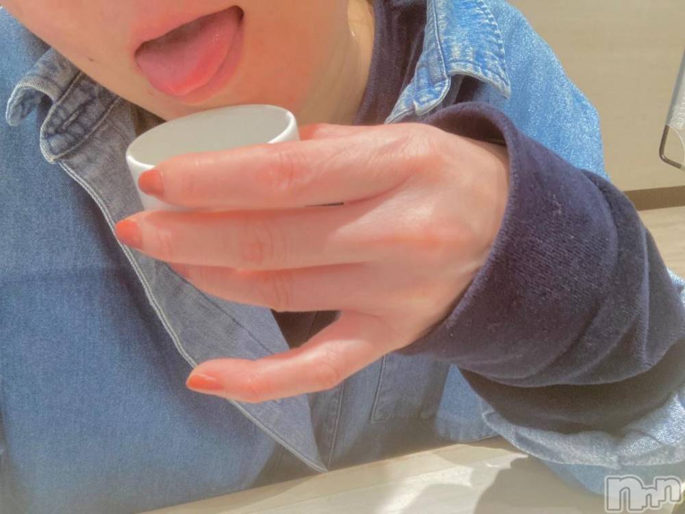 新潟人妻デリヘル一夜妻(イチヤヅマ) りな/熟女のエロス(45)の11月8日写メブログ「ワンバンコ😙」