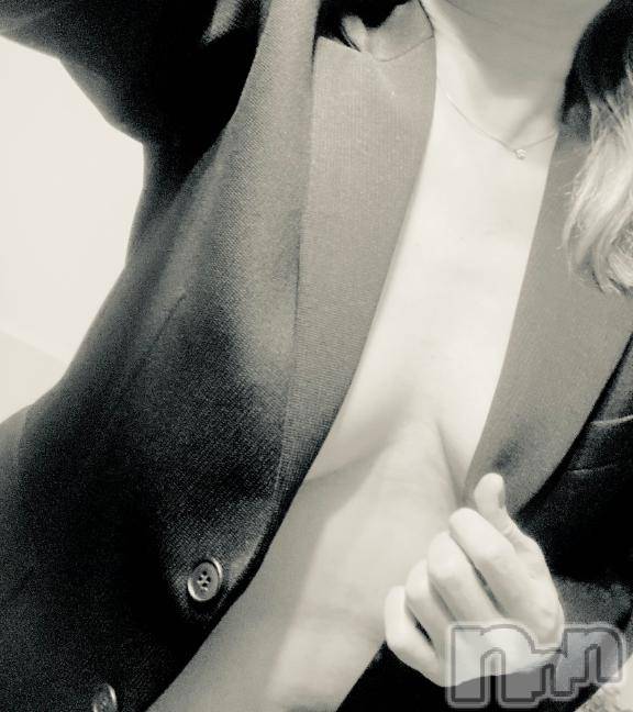 新潟デリヘル一夜妻(イチヤヅマ) りな/熟女のエロス(45)の12月15日写メブログ「ナニスル？」