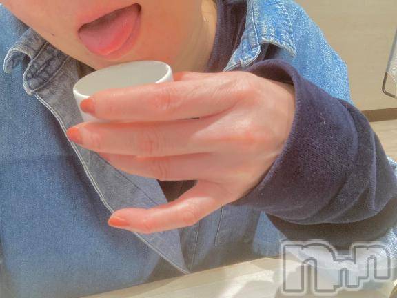 新潟人妻デリヘル一夜妻(イチヤヅマ)りな/熟女のエロス(45)の2025年2月4日写メブログ「２月は…😭」