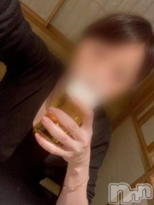 新潟人妻デリヘル 一夜妻(イチヤヅマ) りな/熟女のエロス(45)の5月27日写メブログ「最近ずっと…💦」